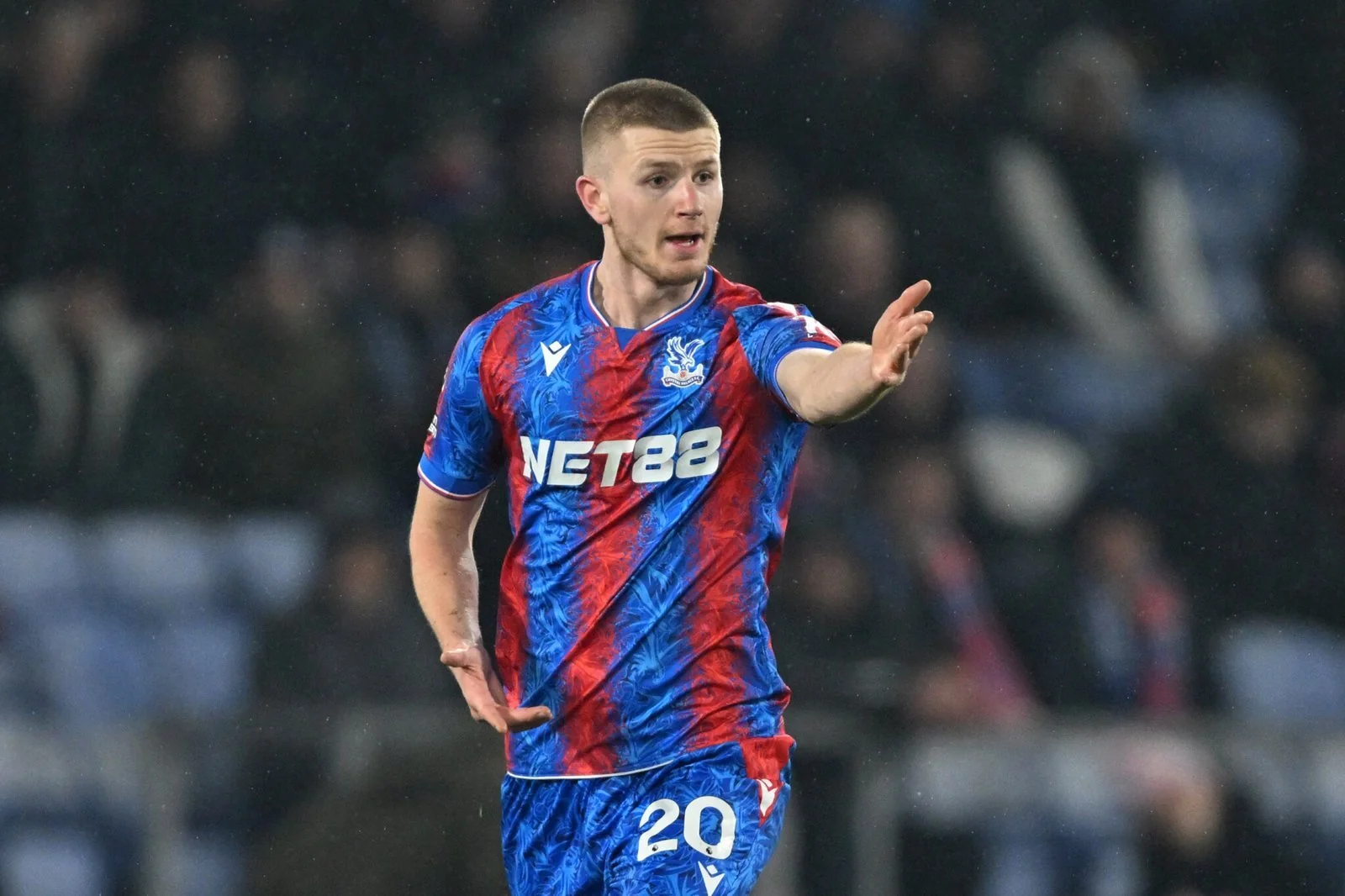 คริสตัล พาเลซ กำลังพลิกเกมพรีเมียร์ลีก สร้างโมเมนตัมสุดร้อนแรงทุกนัดอย่างแท้จริง