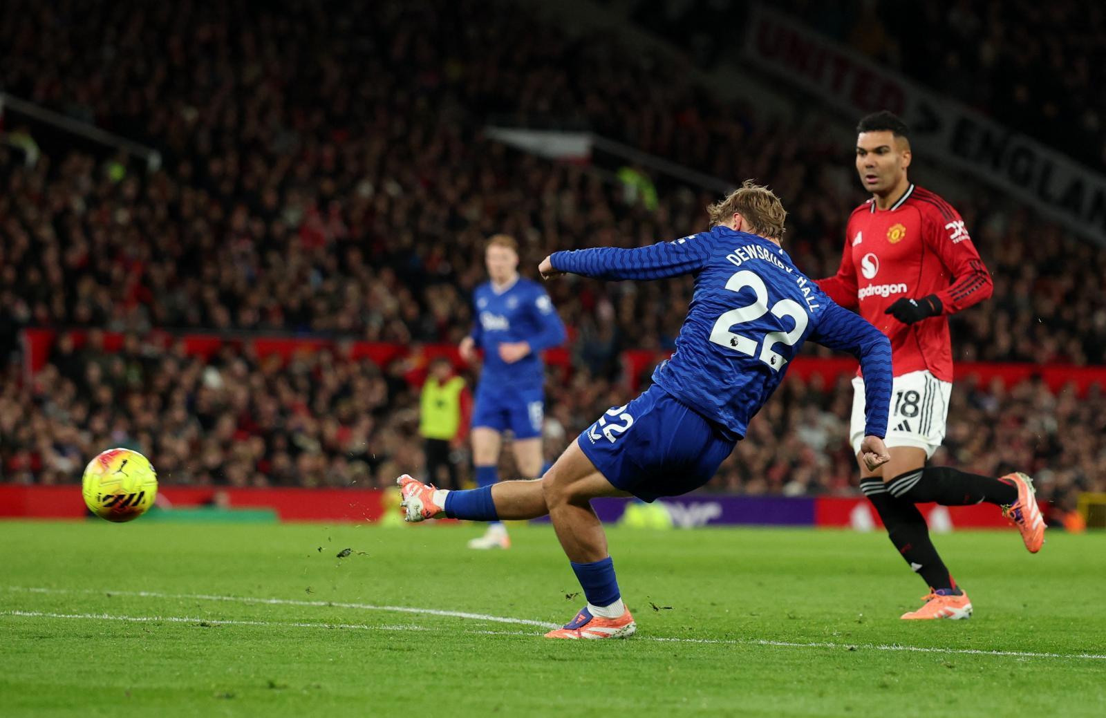 แมนยู 0-1 เอฟเวอร์ตัน ทอฟฟี่ใจสู้บุกชนะผีแดงถึงโอลด์ แทร็ฟฟอร์ด